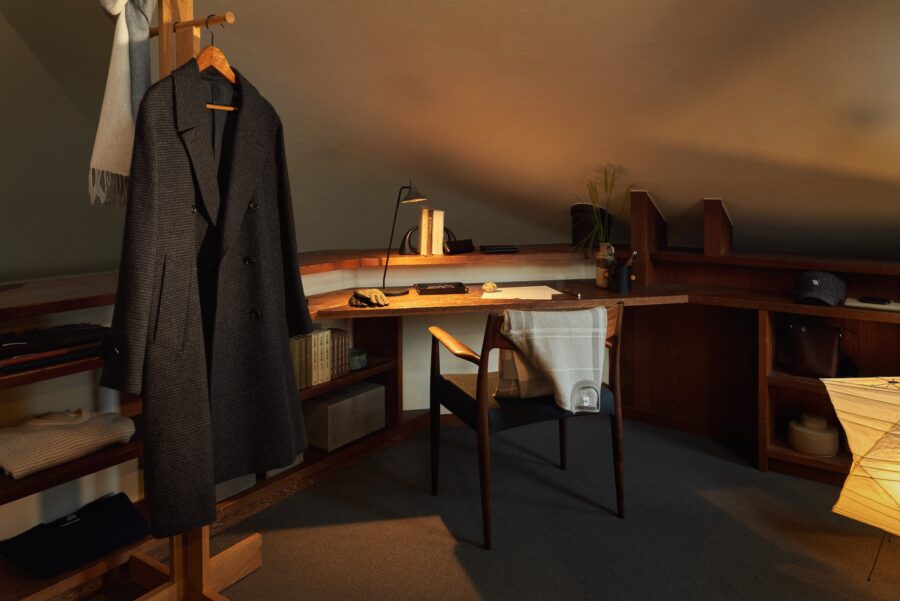 TAKEO KIKUCHI / BOOTS YORK <br />
<b>Warning</b>:  Undefined variable $i in <b>/home/natsworks2/bootsyork.style/public_html/system/wp-content/themes/base_theme/archive-gallery.php</b> on line <b>86</b><br />
